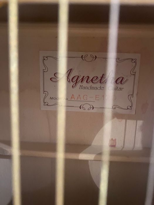 Продаётся гитара хорошим состоянии