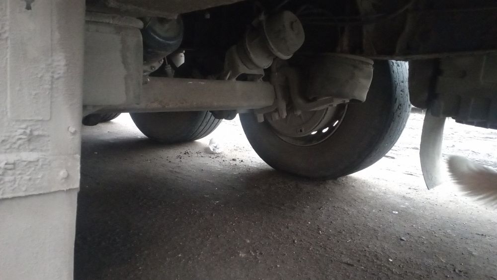 Продам оси полуприцеп