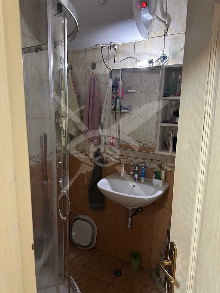 Продава се Двустаен апартамент в Поморие - 61 кв.м за 1328 €/кв.м - Снимка #3