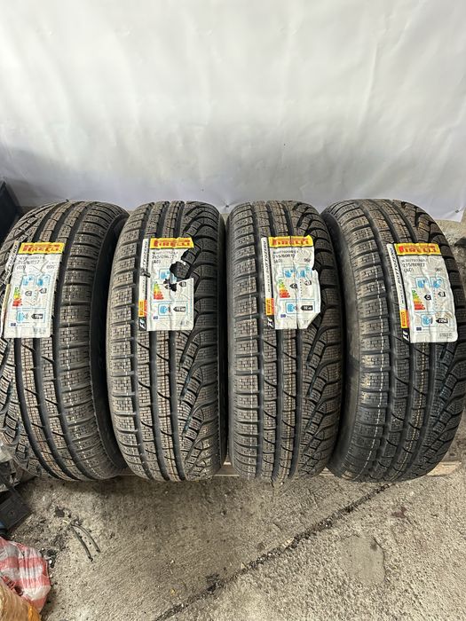 215/60/17 PIRELLI нови