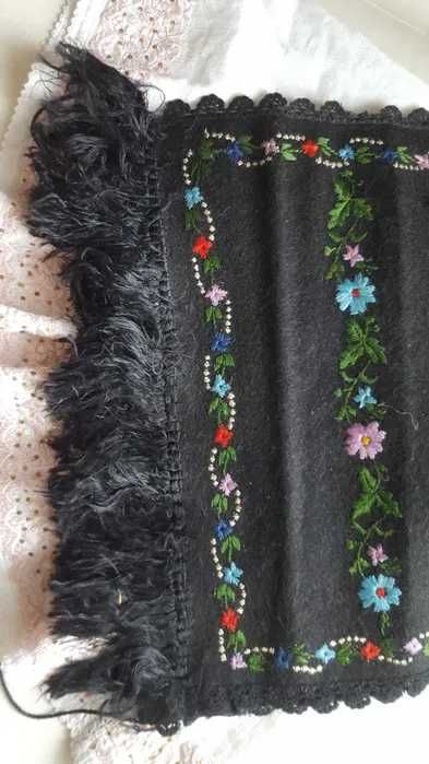 Oprege/zadii traditionale de Gorj din lana