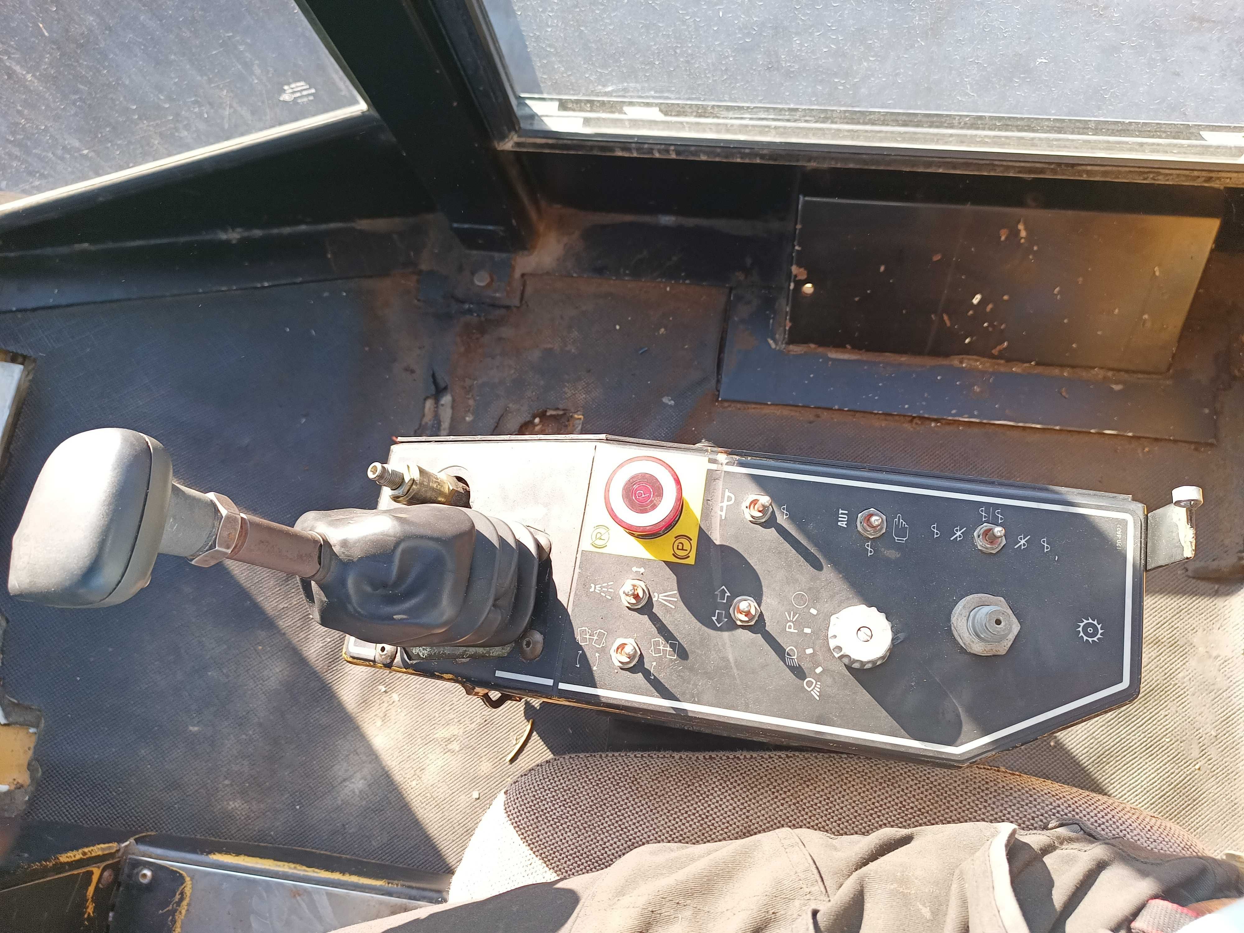 Cilindru compactor Cat CB544
