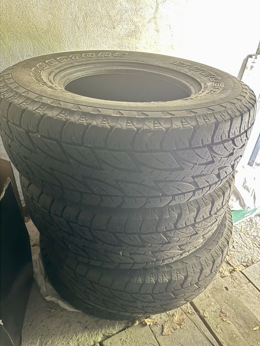 265 75 16 Bridgestone Dueler A/T
