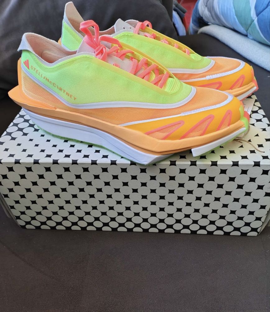 Adidas маратонки за бягане и ежедневно