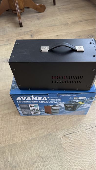 Sursa profesionala de tensiune UPS Avansa premium 500 W