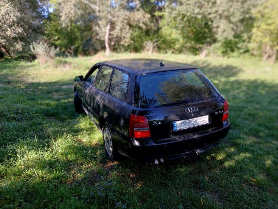 Audi A4 model 2002 1.9 TDI transport gratuit la domiciliu