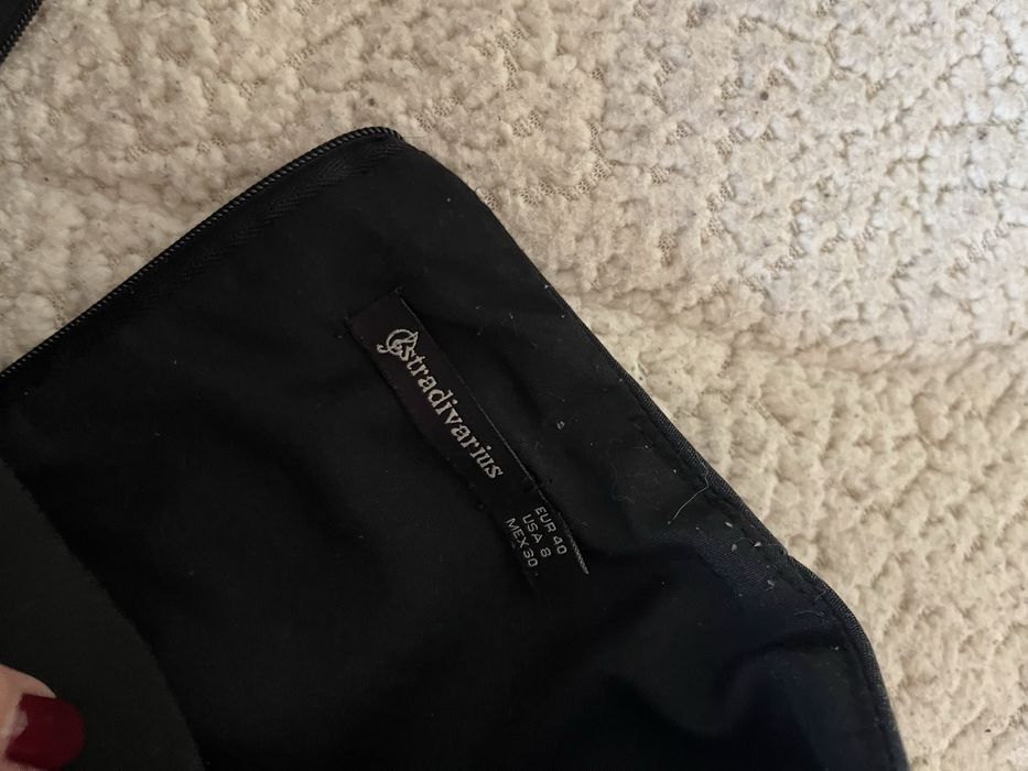 Pantaloni scurt Stradivarius M