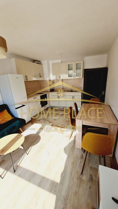 Дава се под наем Тристаен апартамент в Варна, Възраждане 1 - 77 кв.м за 612 € - Снимка #2