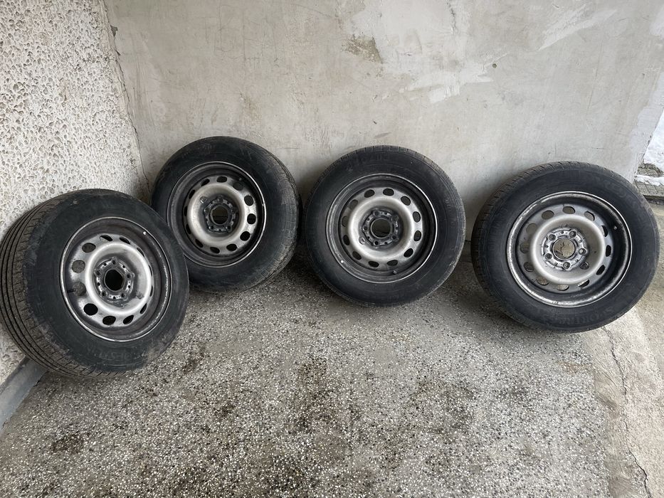 Алуминиеви 15ки за БМВ 3та серия с гуми