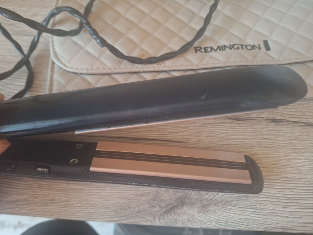 Преса за коса Remington Keratin Protect