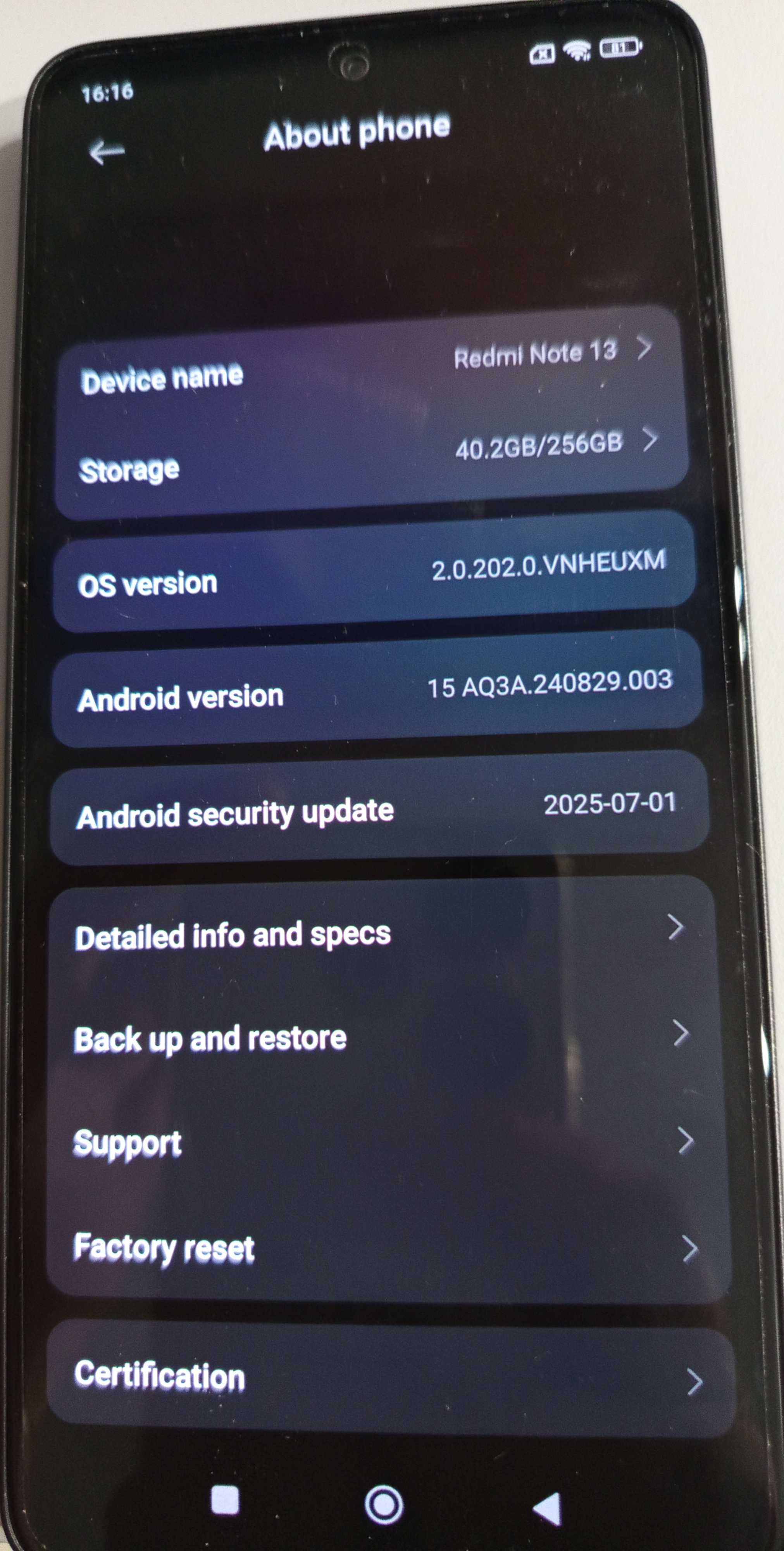 Продавам Redmi Note 13