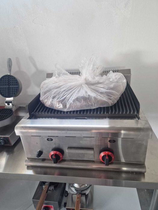 Grill de banc pe gaz cu roca vulcanica | Plita fonta | Inox | Nou