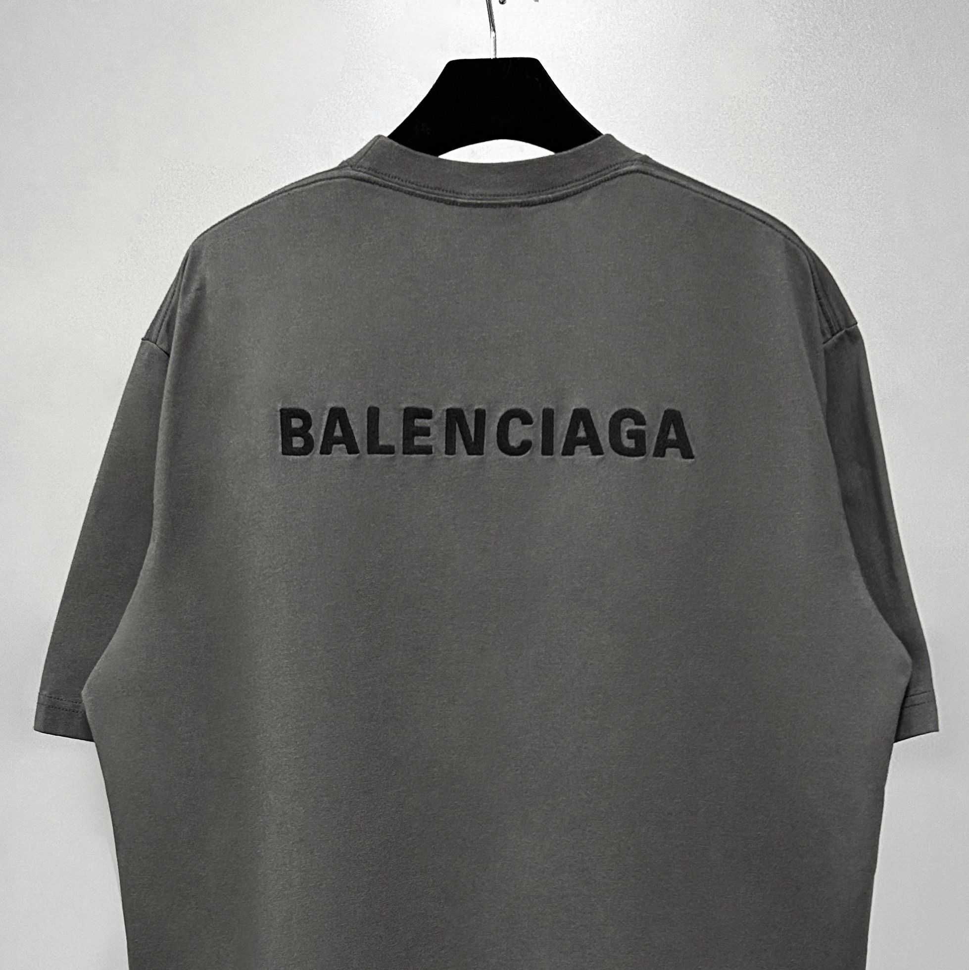 Tricou Balenciaga - Premium