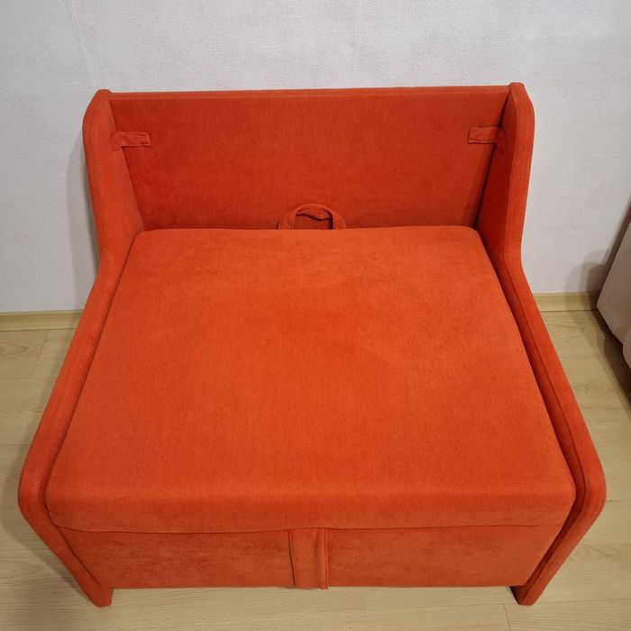 Разтегателен фотьойл с функция сън,размери 80/190 см.