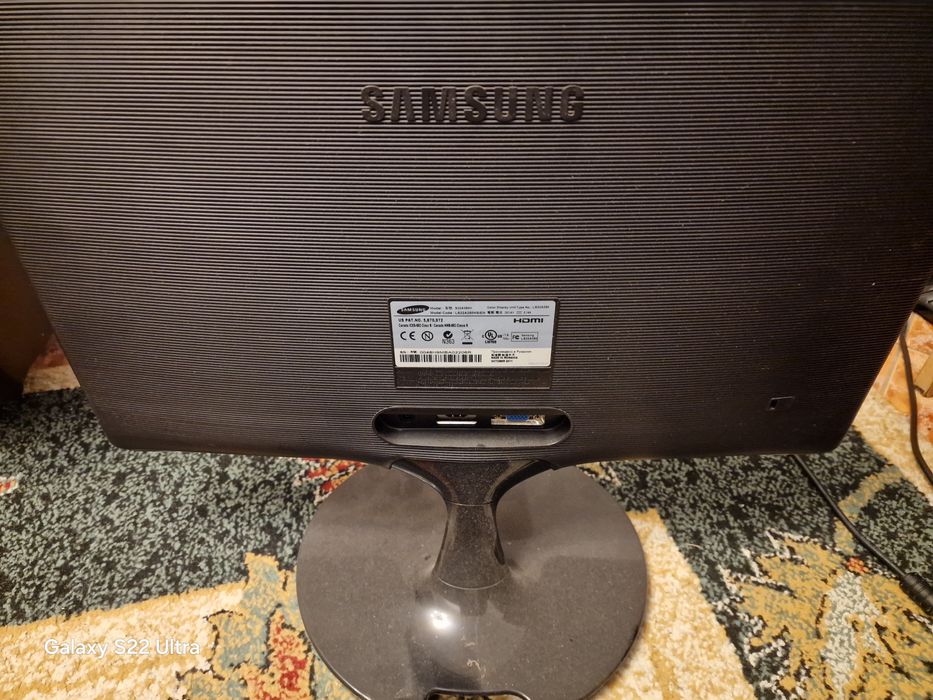 Monitoare led samsung cu defect ,display bune  pt reparatie  sau piese