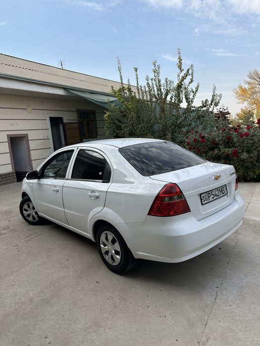 nexia 3 ideal holatda