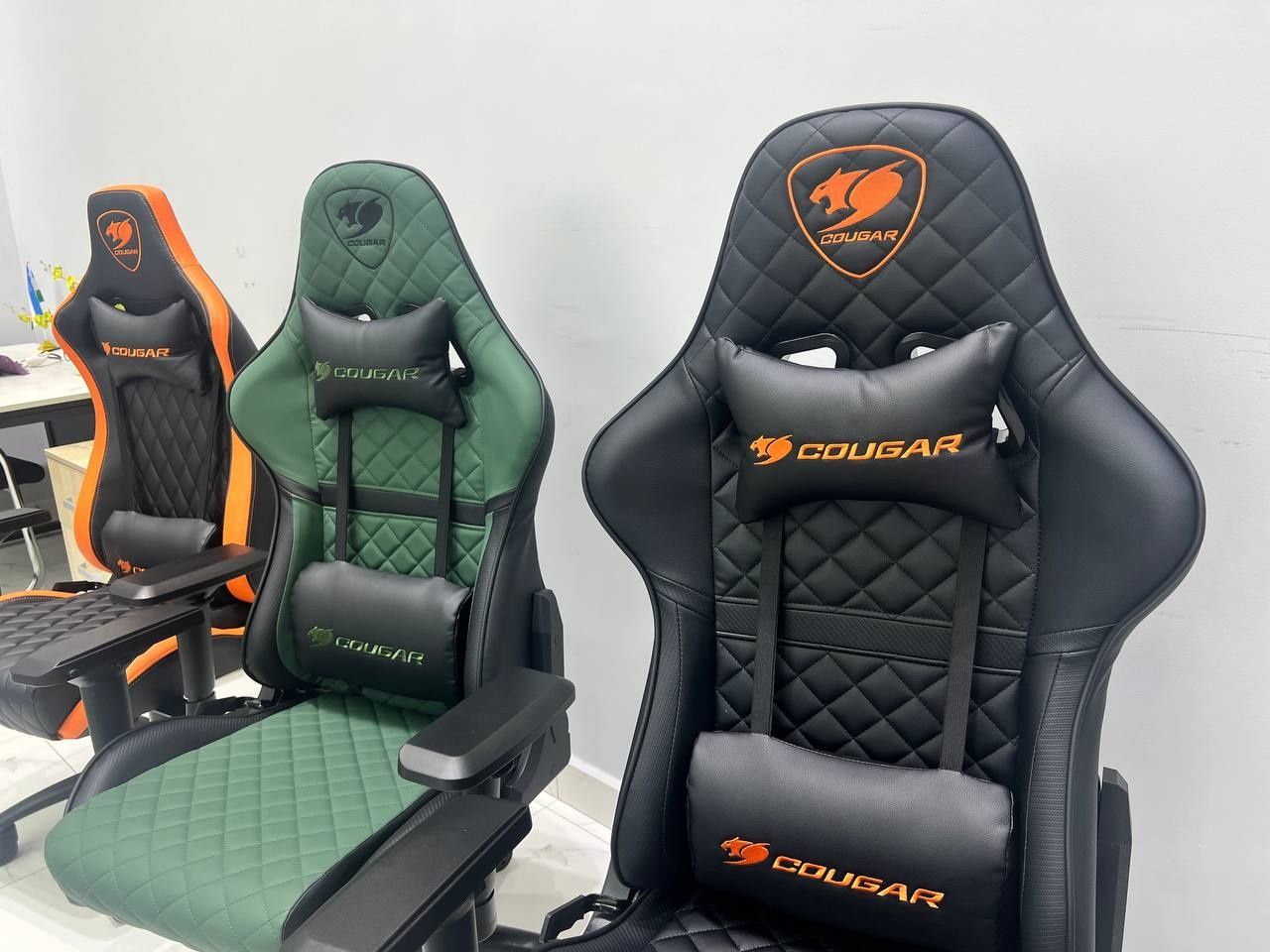 Геймерское кресло Cougar Green 4D спортивный игровые кресла со склада