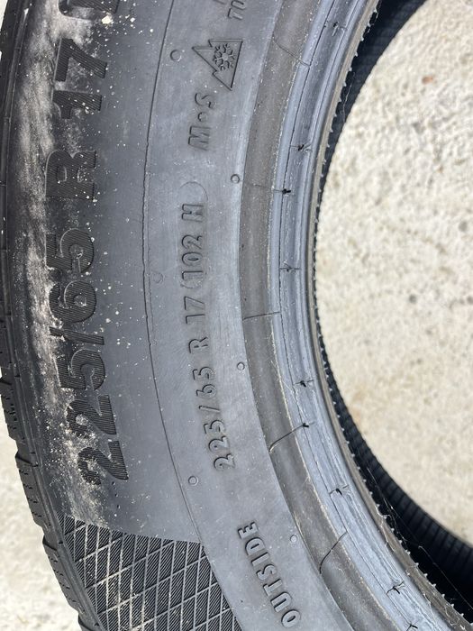 225/65 R17 de iarna M+S  Continental