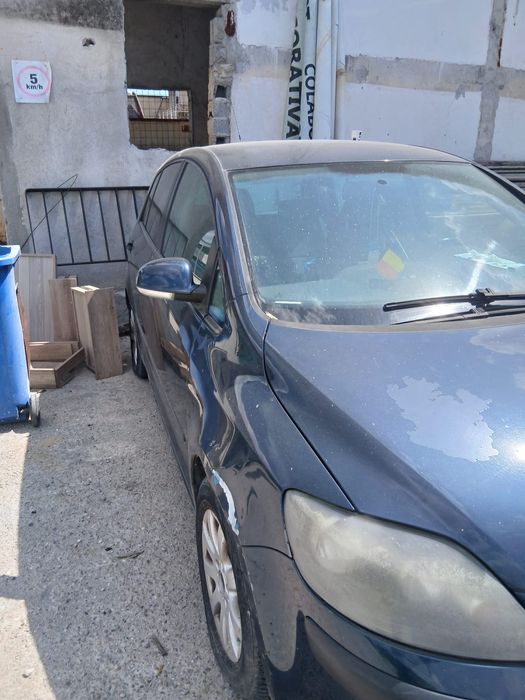Volkswagen golf plus