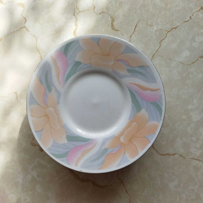 Набор посуды фирмы Torix ,новые касушки ,оригинальные салатницы.