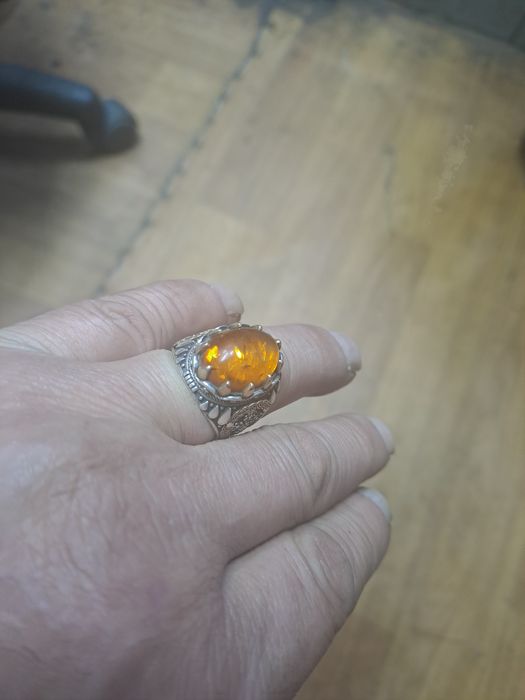 Продам кольцо серебро