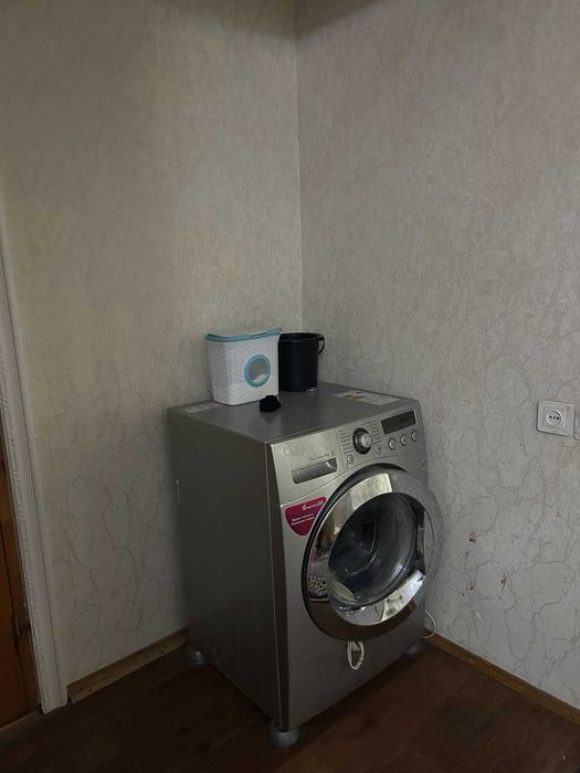 Продается 5 ти комнатная квартира,Район Сергели 6,Ресторан Мерос, 0837