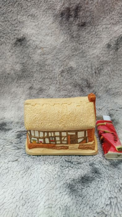 Английска колекционерска къщичка