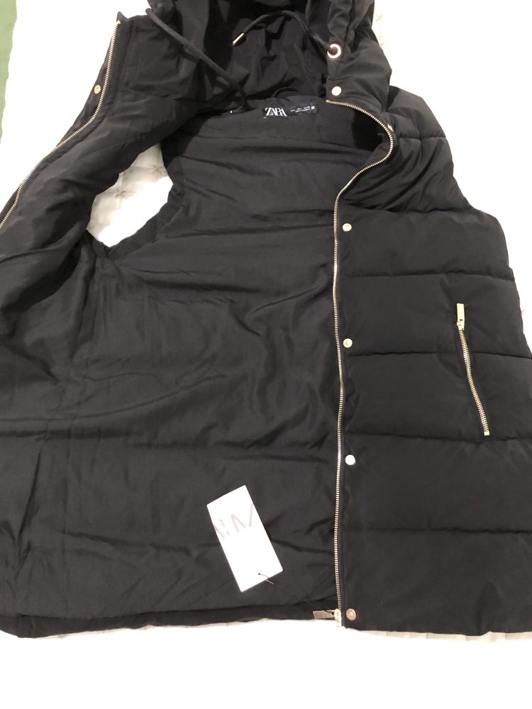 Безрукавка ZARA новая