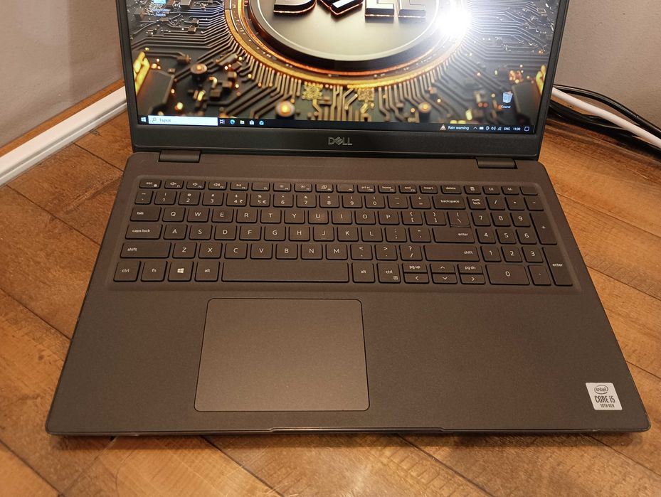 Лаптоп Dell Latitude 3510 i5-10210U 16GB 256GB NVMe / 15,6"