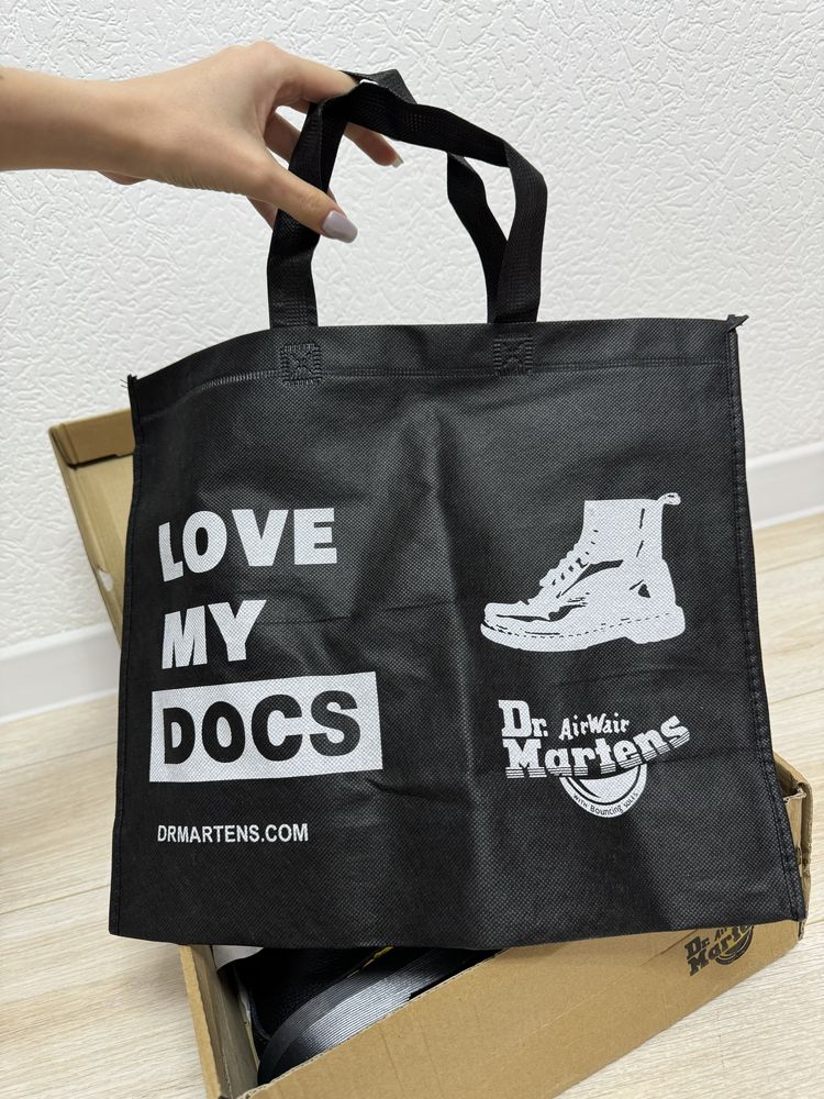 Ботинки Dr.Martens, новые, 40 размер ДОСТАВКА ТОЛЬКО ПО ТАШКЕНТУ