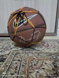 Баскетбольный мяч продам за 7000 тенге
