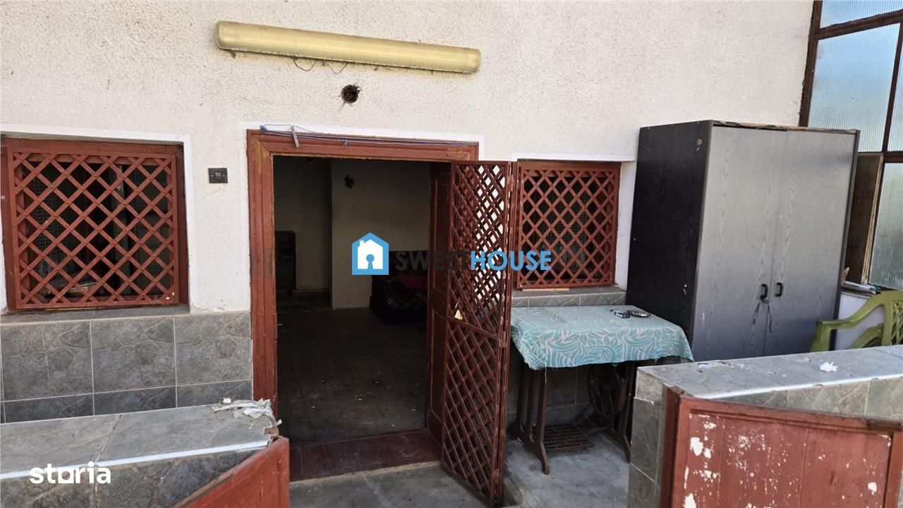 Case de vanzare in Mandra