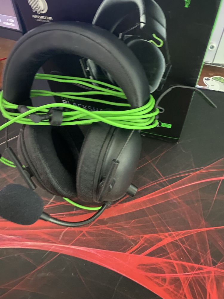 Игровые наушники