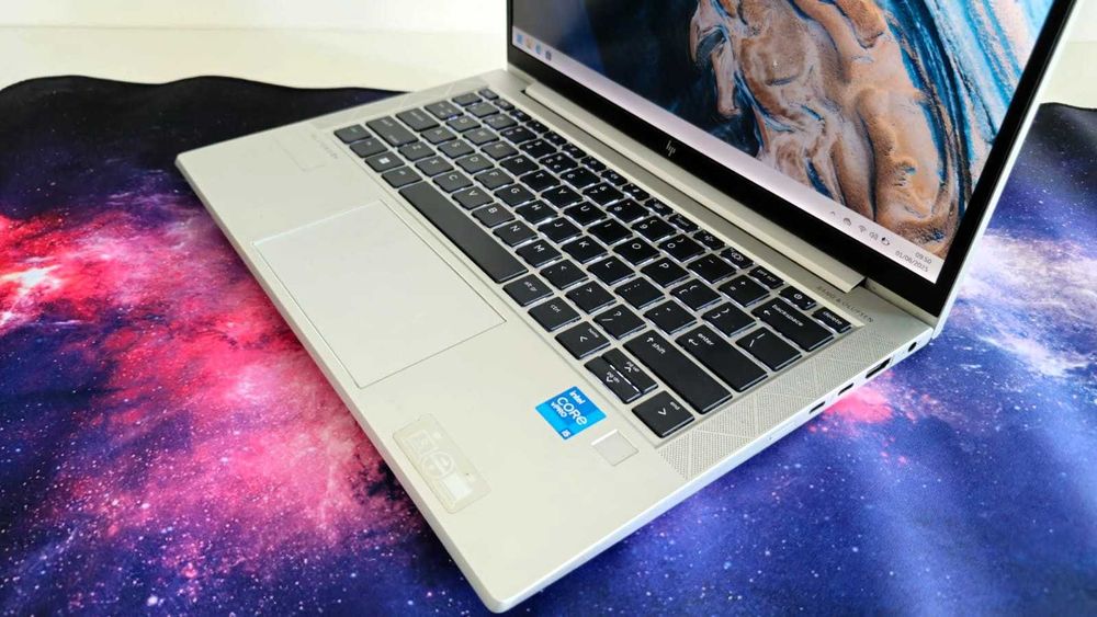 Laptop HP EliteBook 830 G8 13,3"FullHD i5-1145G7 SSD 256GB 8GB RAM