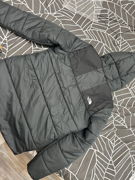 Чисто ново яке the north face оригинално!