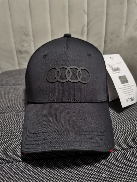 Vand șapcă AUDI on size