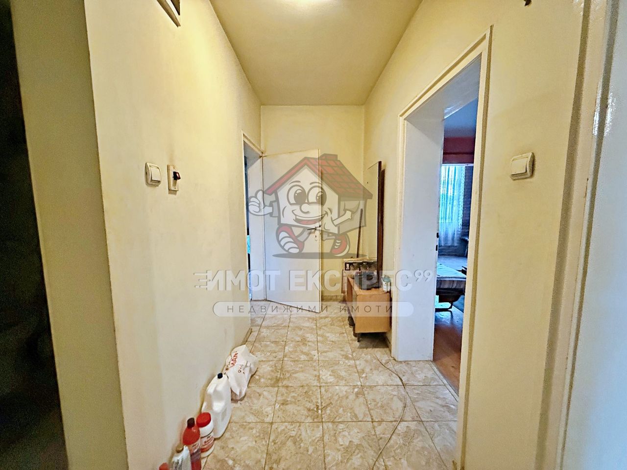 Продава се Етаж от къща в Асеновград - 112 кв.м за 1072 €/кв.м - Снимка #8