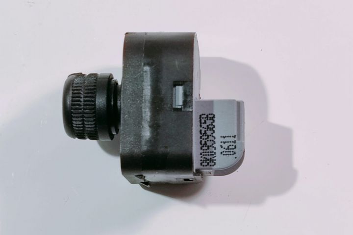 Buton  reglaj oglinzi 8K0959565B Audi A5 8T seria