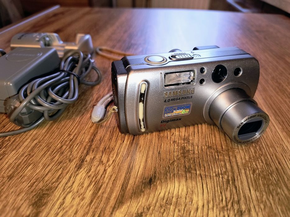 Samsung Digimax V4