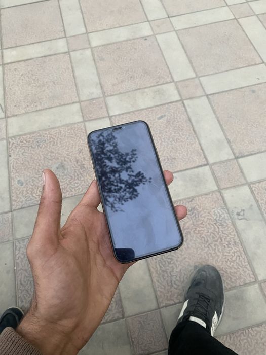 Iphone 11 pro holati ideal!