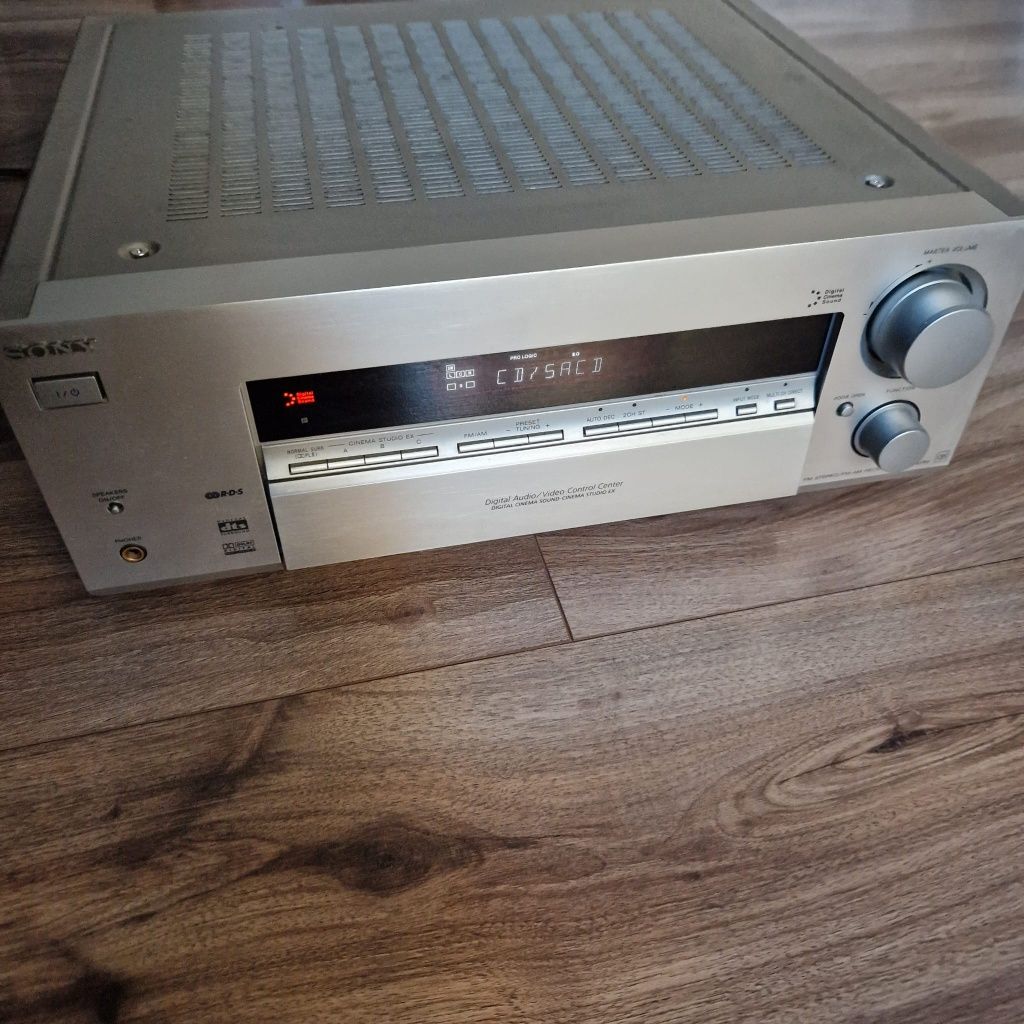 Vind Amplificator SONY STR-DB 780QS  stare foarte bună de funcționare!