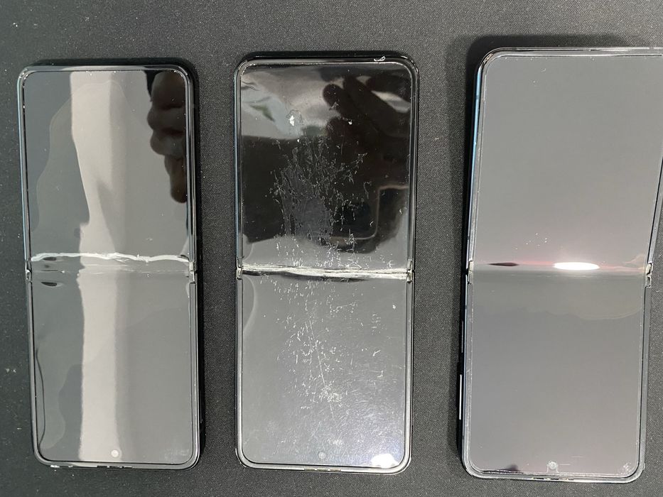 Samsung Galaxy Z Flip3/ Z Flip4