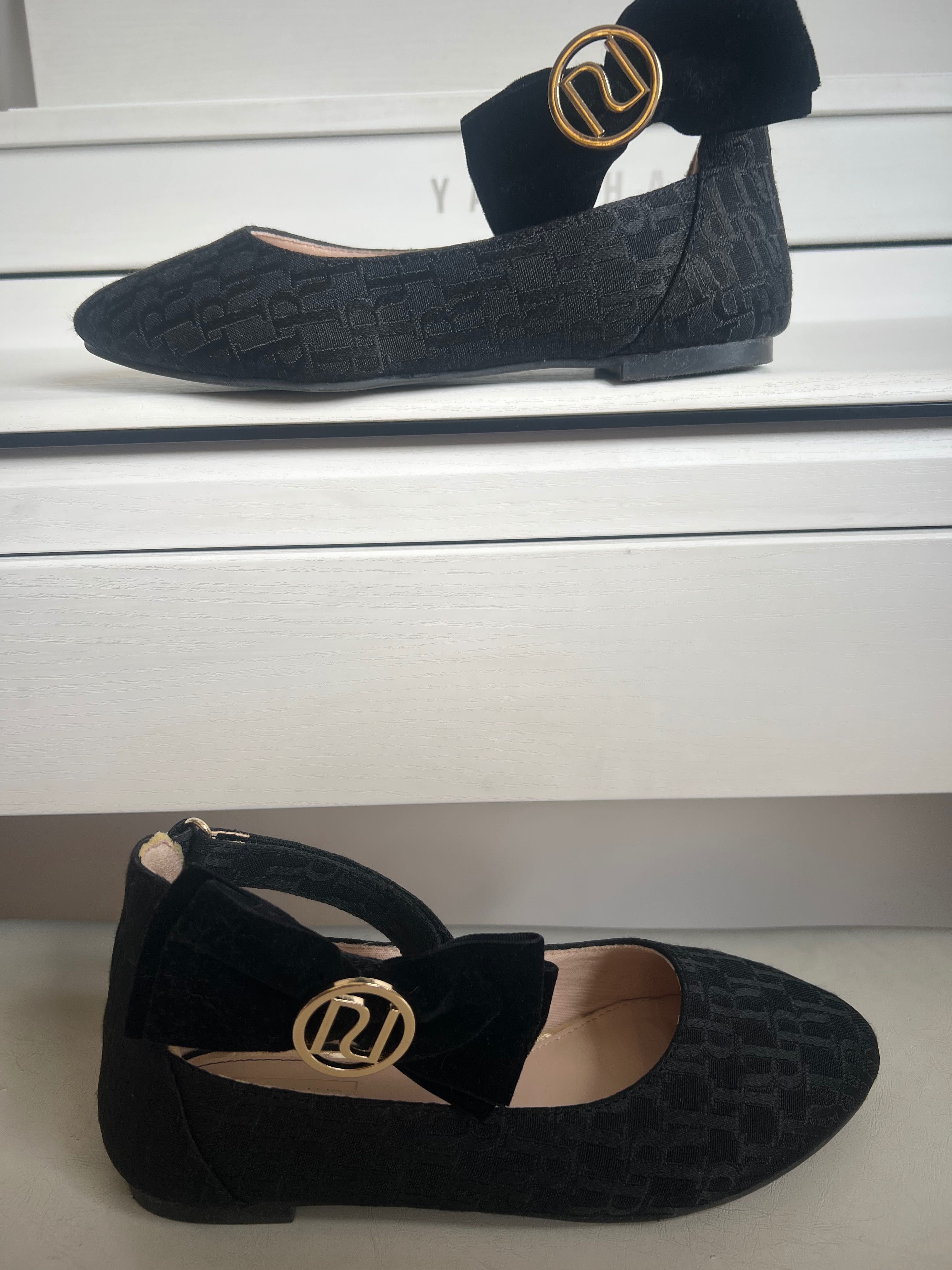 Детски обувки •River Island •