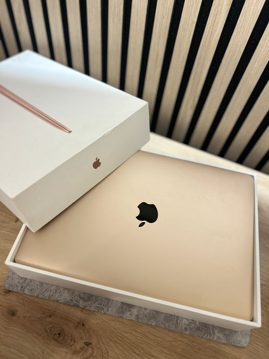 MacBook Air 13” 2020 | Intel Core i5 | 8GB RAM | 512 GB SSD