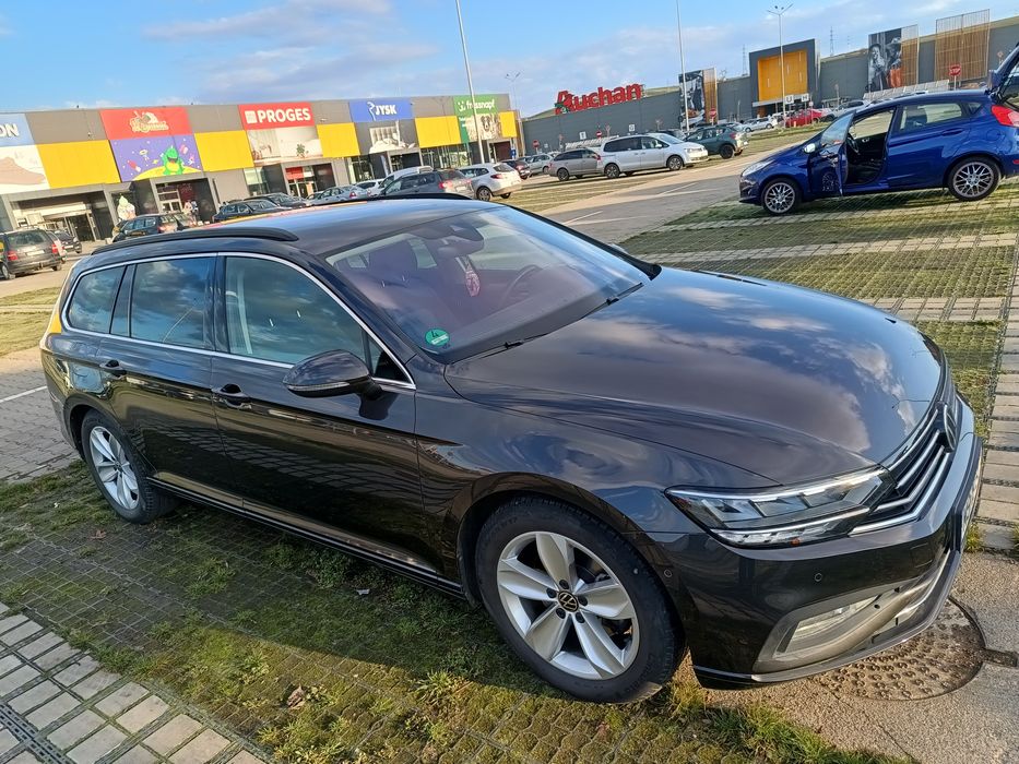 Vând Volkswagen Passat 2020