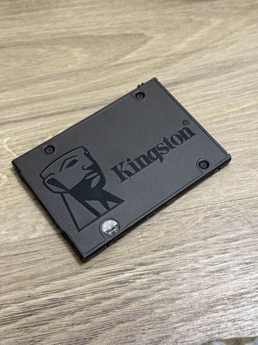 Жесткий диск Kingston