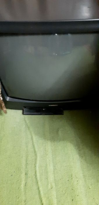 Продам телевизор