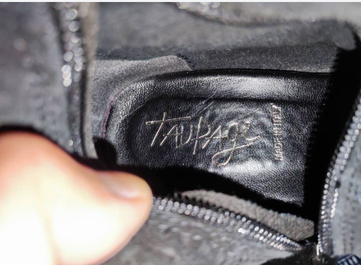 Нови черни дамски ботуши естествен велур