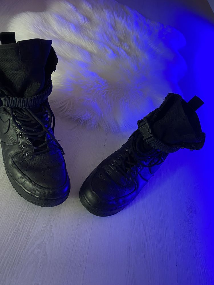 Nike SF AF1 Triple Black