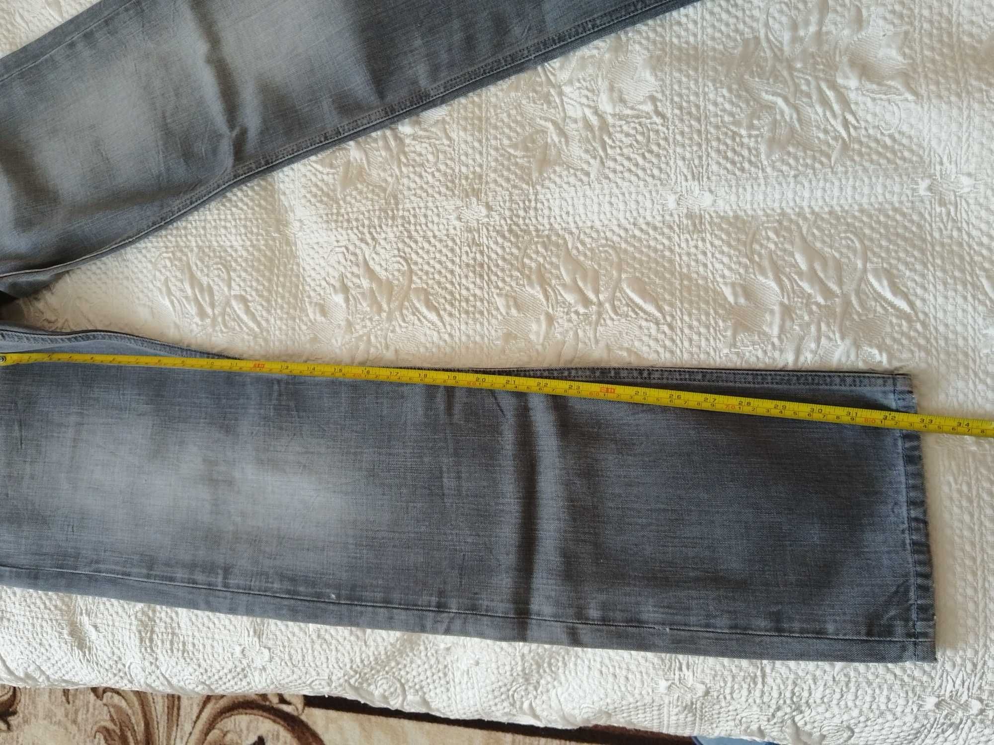 дънки Tommy Hilfiger р-р 32/34